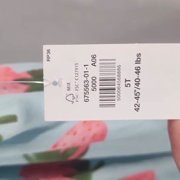 Old Navy Strawberry Dress Girls Size 5T - Picture 4 of 6